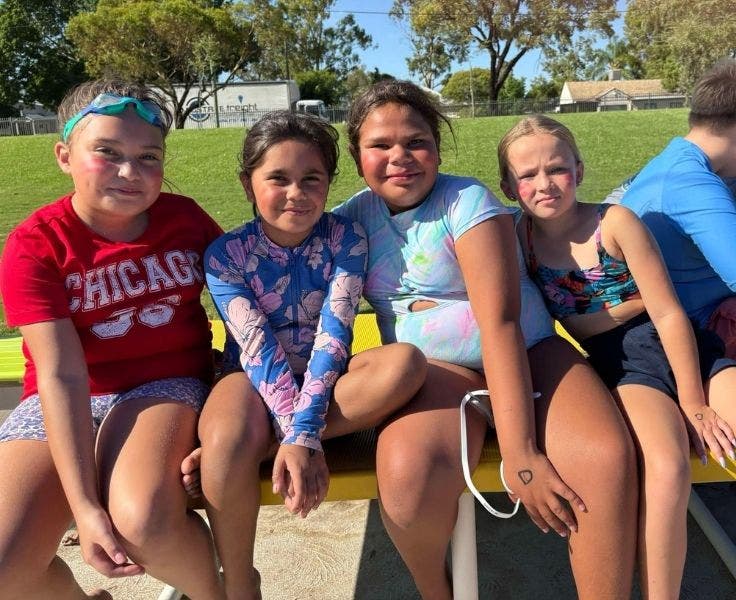 photo of stage 2 girls at the Swimming Carnival